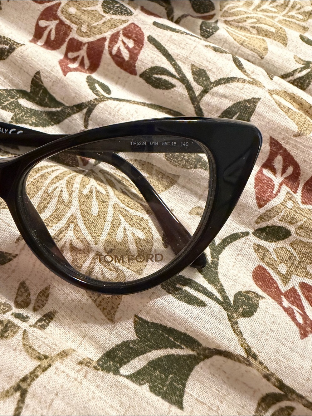 Tom Ford Black Cat-Eye Women's Glasses - Picture 5 of 6